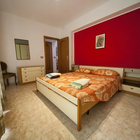 Apartment Colapesce *